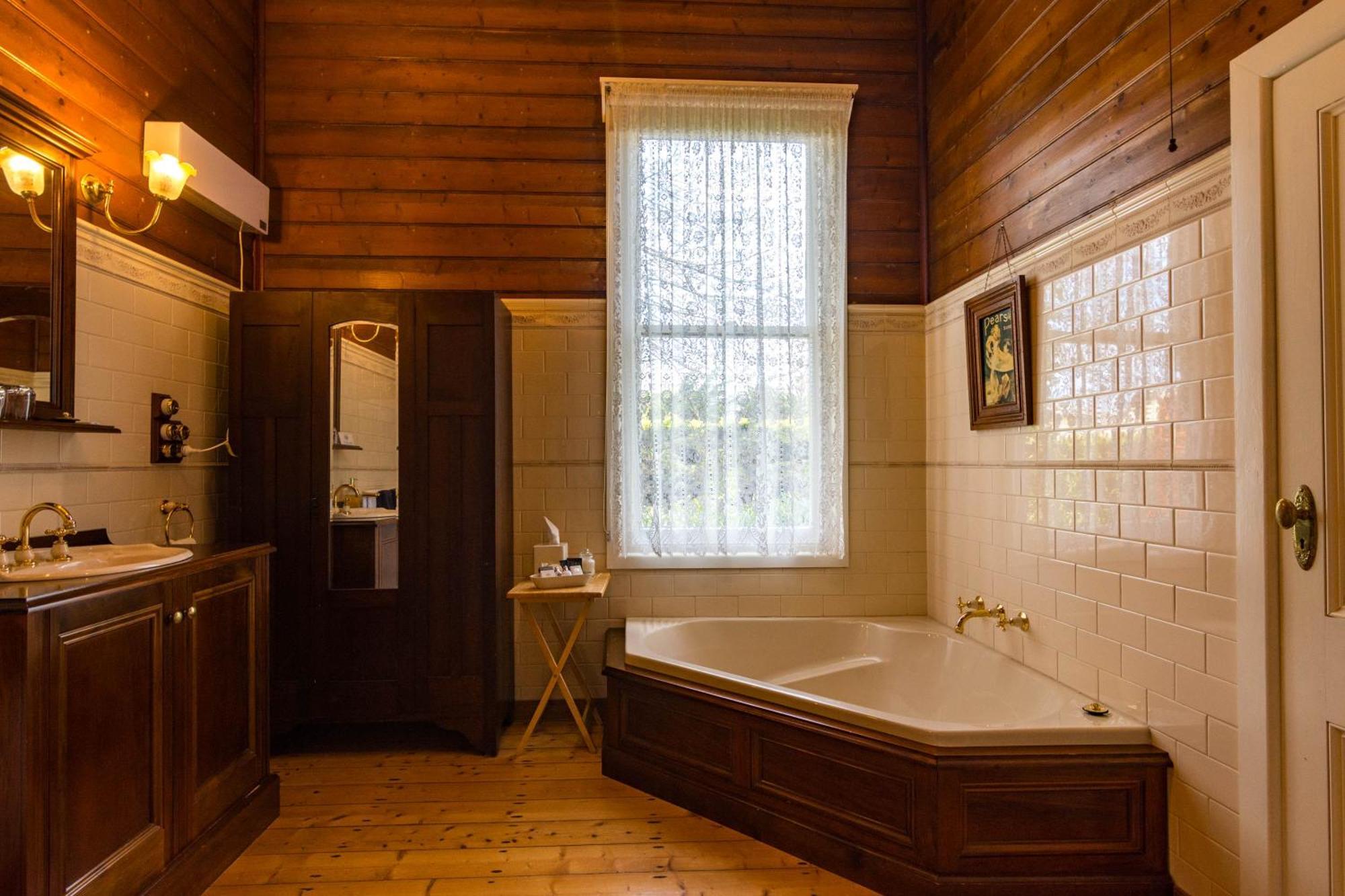 Heytesbury House Bed and Breakfast Cobden Εξωτερικό φωτογραφία