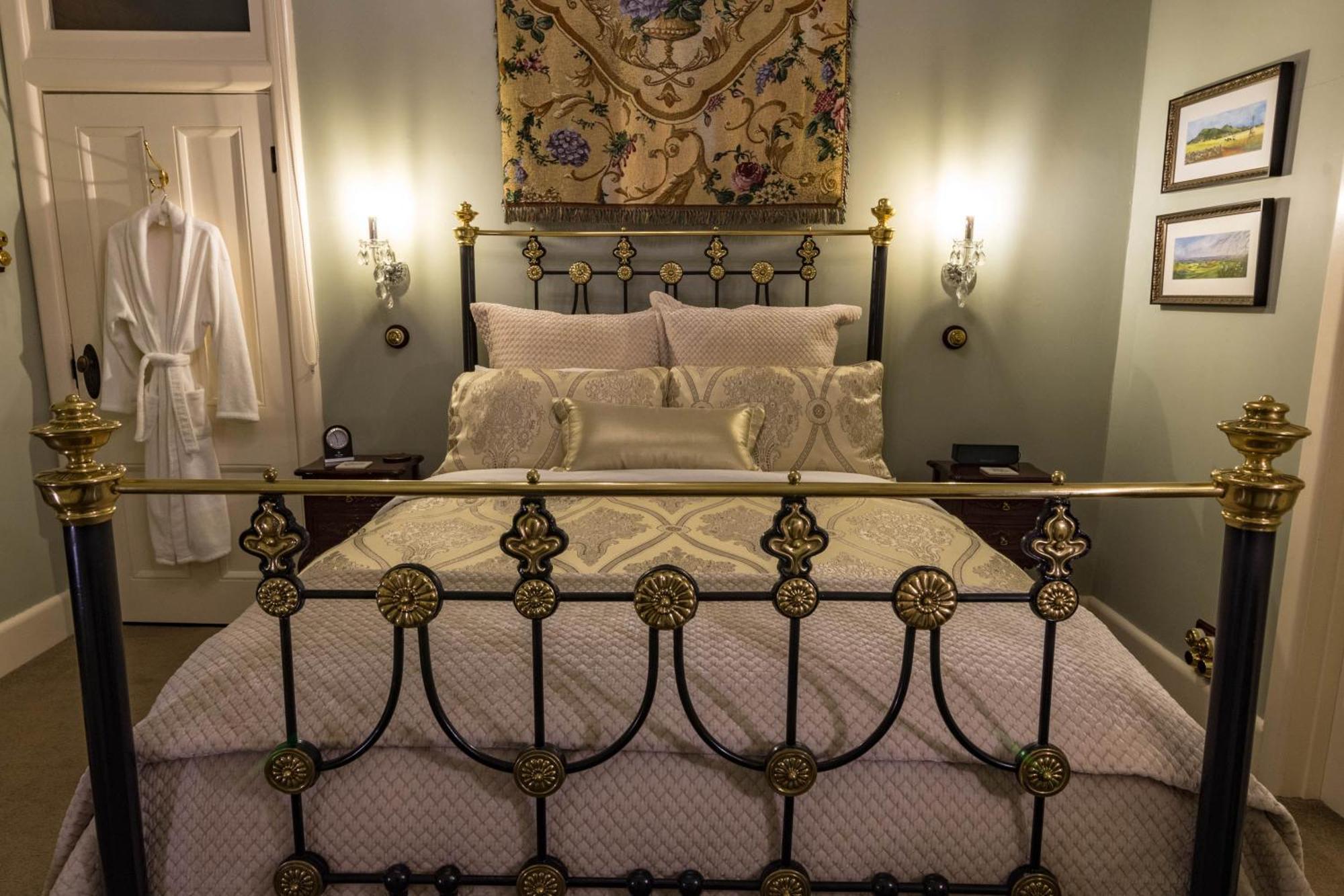 Heytesbury House Bed and Breakfast Cobden Εξωτερικό φωτογραφία