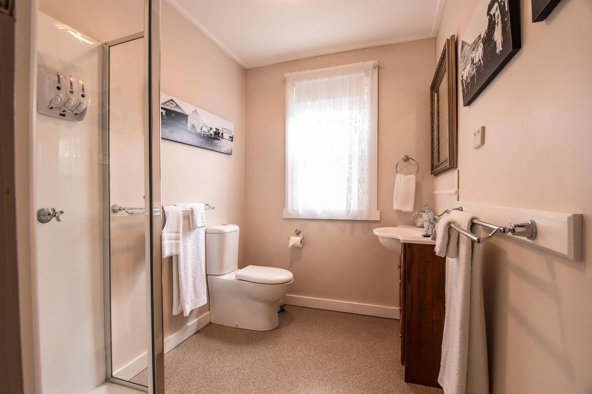 Heytesbury House Bed and Breakfast Cobden Εξωτερικό φωτογραφία