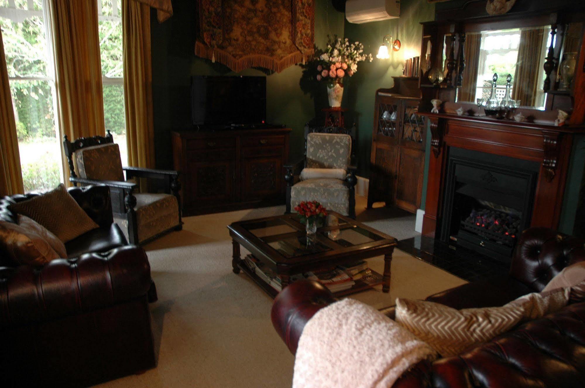Heytesbury House Bed and Breakfast Cobden Εξωτερικό φωτογραφία
